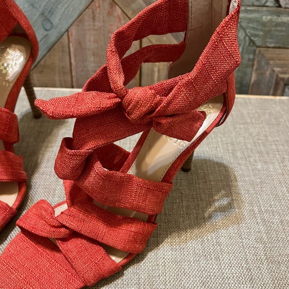Vince Camuto Sunset Orange Size 7.5 - Picture 8 of 8